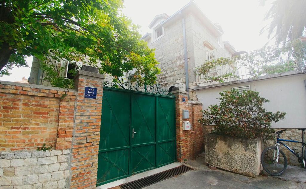 Apartment Sunce Kastela Luaran gambar